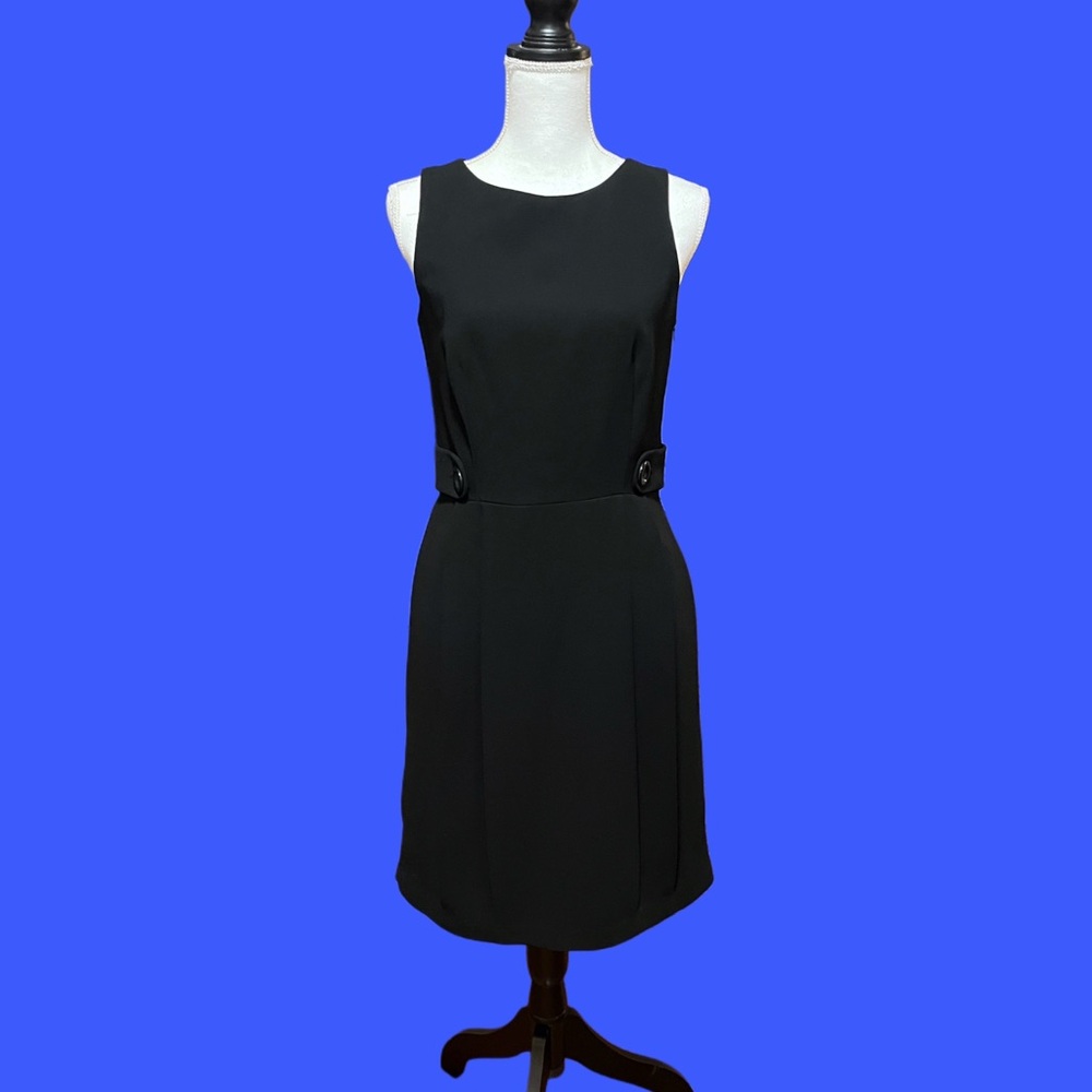Laura Clement black sleeveless dress